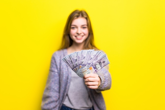 Taking currency with you - Top 10 Travel Tips