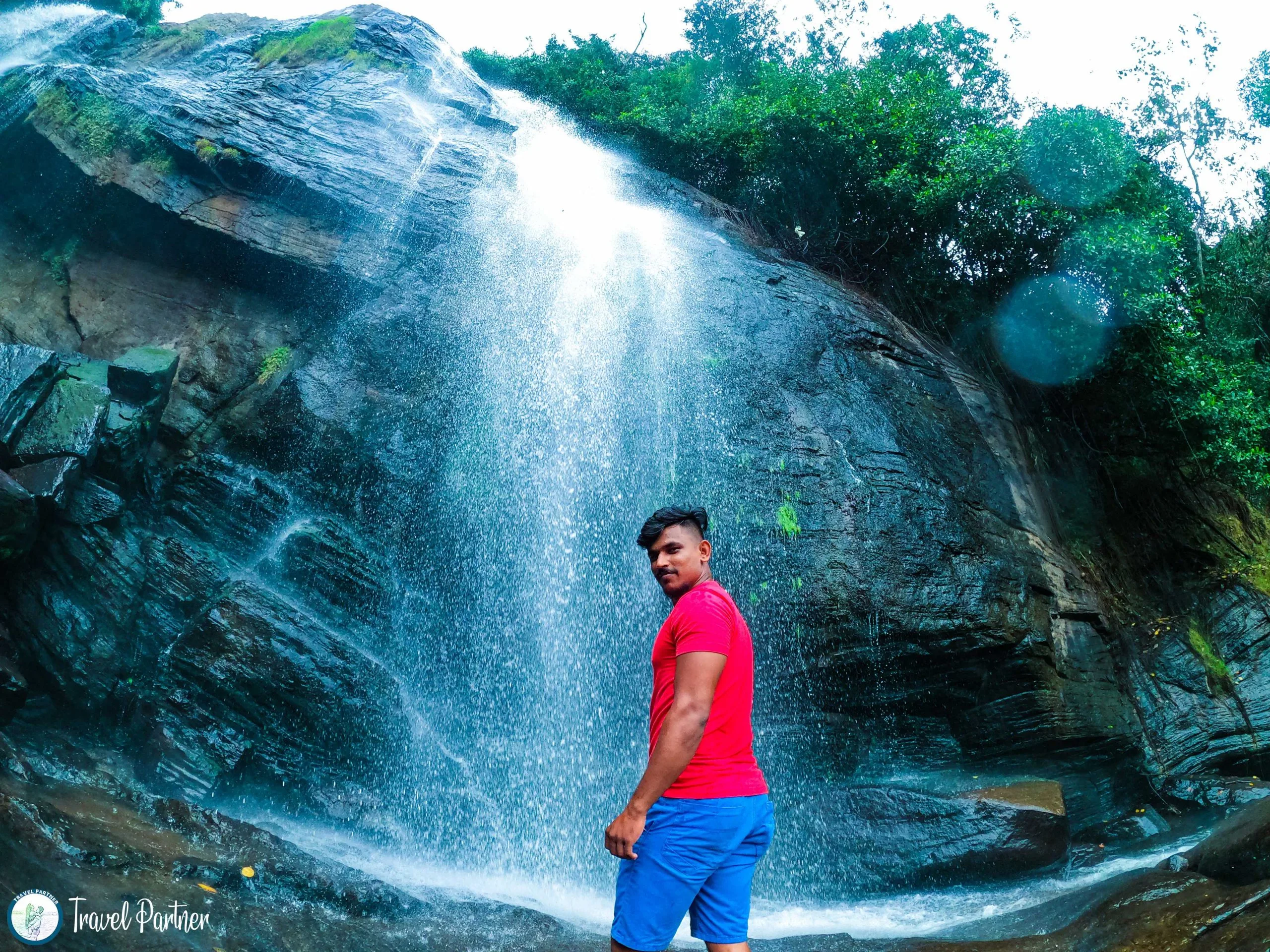 Galboda falls Sri Lanka - Travel Partner